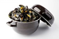 mosselen met friet en salade 